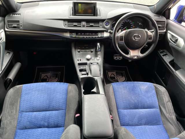 Lexus CT 2011-09 20219-3