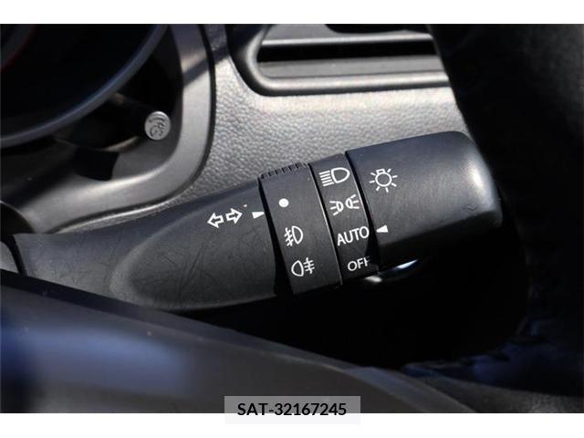 Suzuki SWIFT 2020-03 246278-12