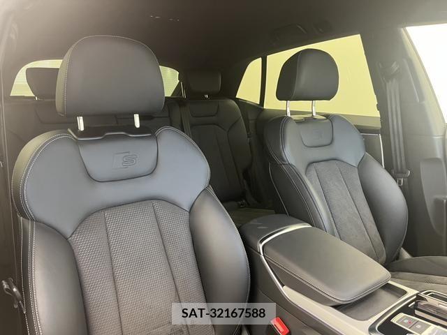 Audi Q8 2020-03 317859-12