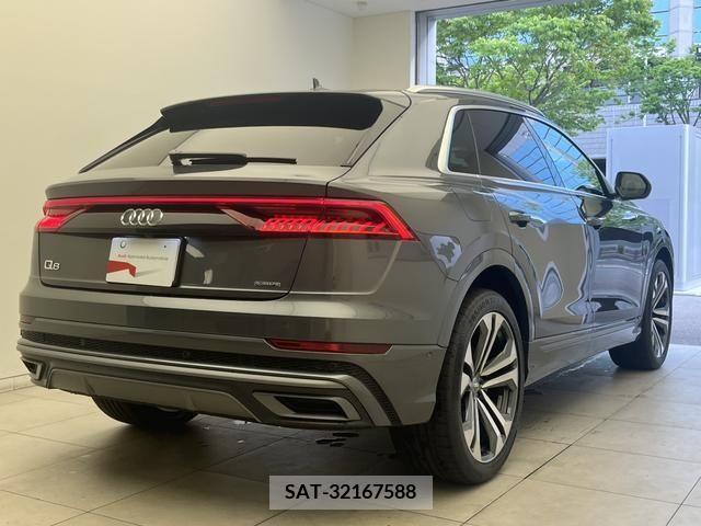 Audi Q8 2020-03 317859-1