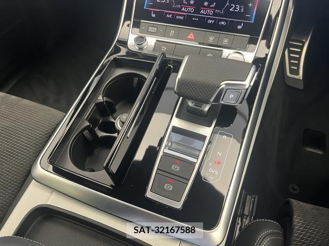 Audi Q8 2020-03 317859-11