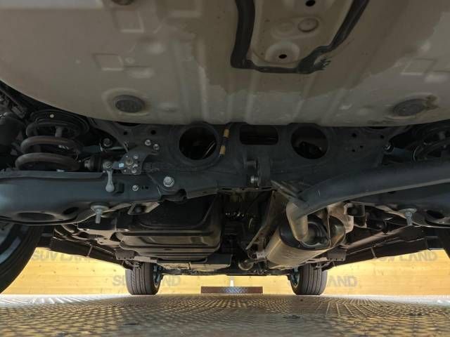 Toyota HARRIER 2016-08 10184-19