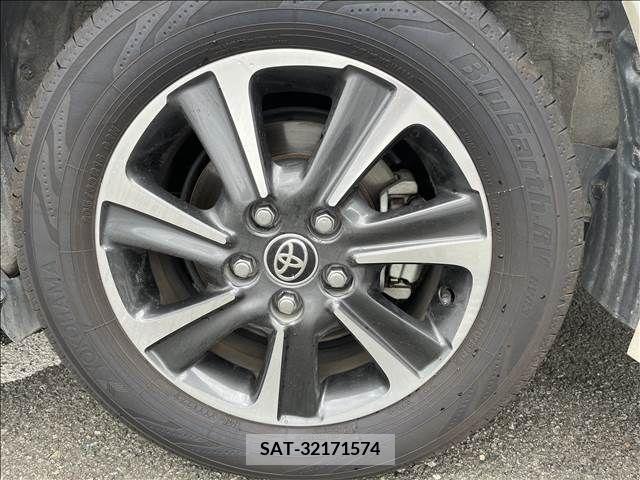 Toyota NOAH 2020-07 279482-20
