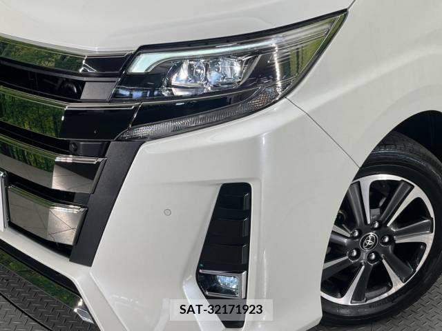 Toyota NOAH 2019-01 385563-3