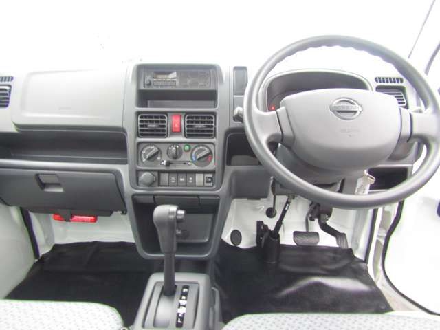 Nissan CLIPPER 2023-09 13838-10