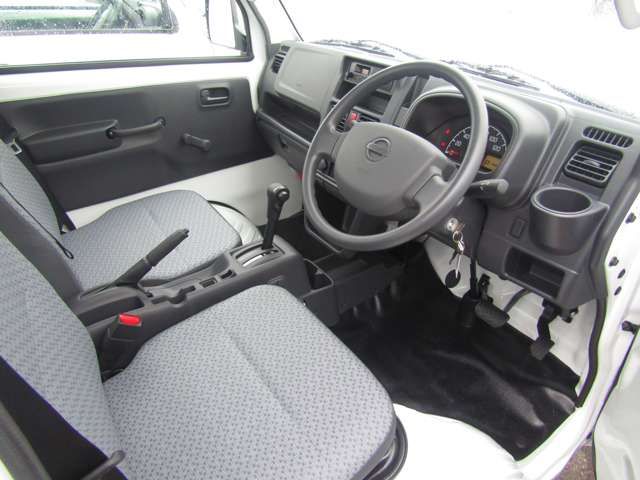 Nissan CLIPPER 2023-09 13838-9