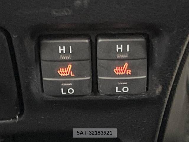 Toyota NOAH 2021-03 214124-6
