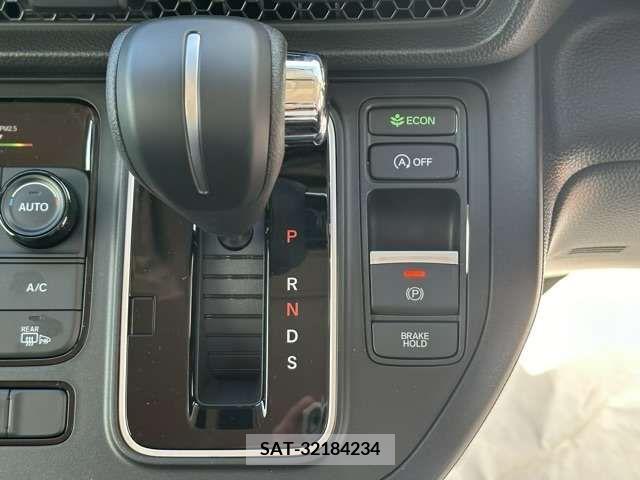 Honda e 2024-01 217411-14