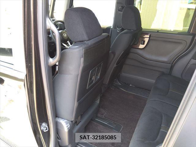 Honda N BOX CUSTOM 2017-10 364896-12