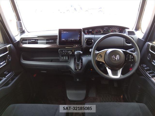 Honda N BOX CUSTOM 2017-10 364896-9