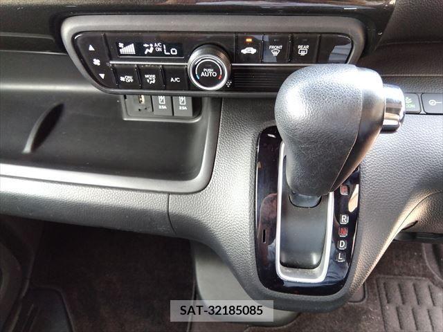 Honda N BOX CUSTOM 2017-10 364896-19