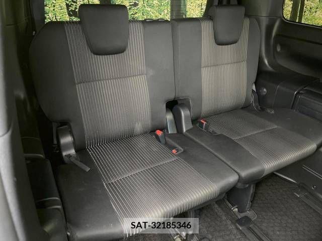 Toyota VOXY 2017-12 370419-13