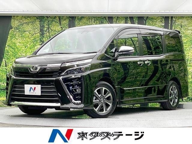 Toyota VOXY 2017-12 370419-0