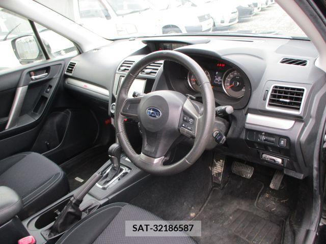 Subaru FORESTER 2015-06 380702-1