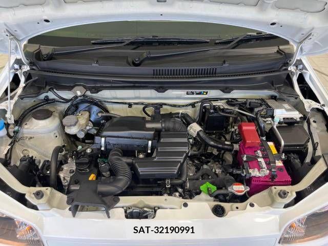 Suzuki ALTO 2017-10 305078-18