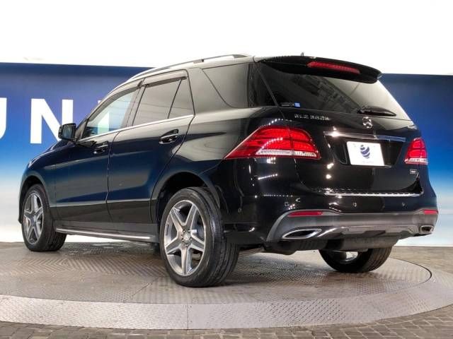 Mercedes Benz GLE-CLASS 2016-03 193565-18