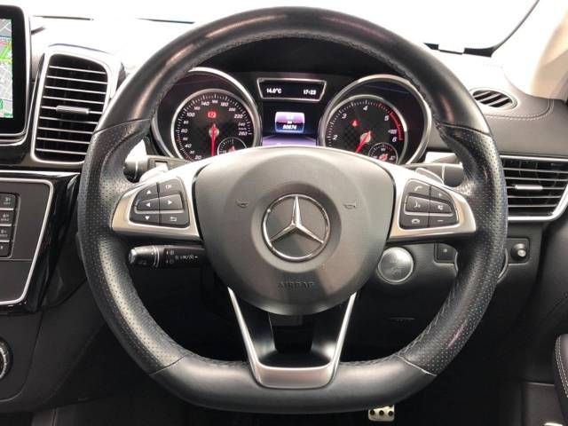 Mercedes Benz GLE-CLASS 2016-03 193565-11