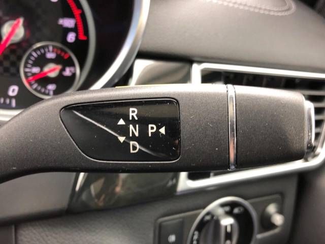 Mercedes Benz GLE-CLASS 2016-03 193565-10