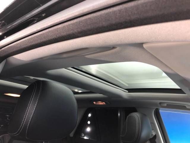 Mercedes Benz GLE-CLASS 2016-03 193565-3