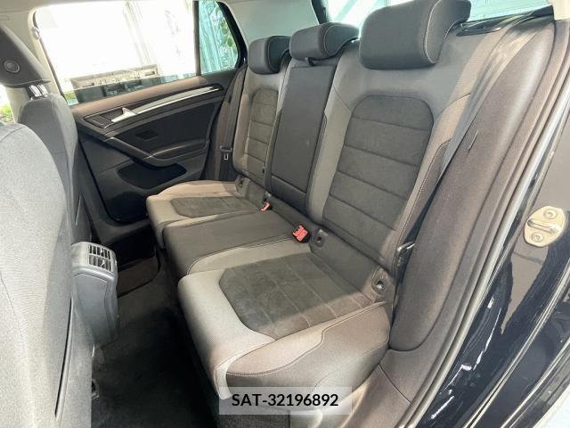 VolksWagen GOLF 2019-05 320298-16