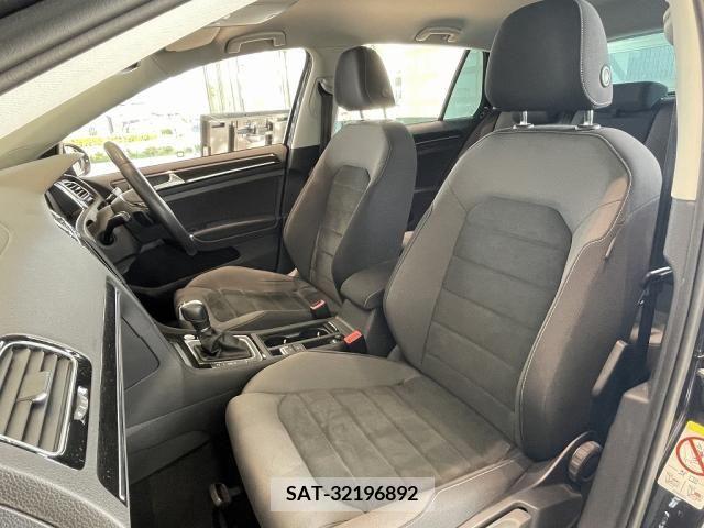 VolksWagen GOLF 2019-05 320298-14