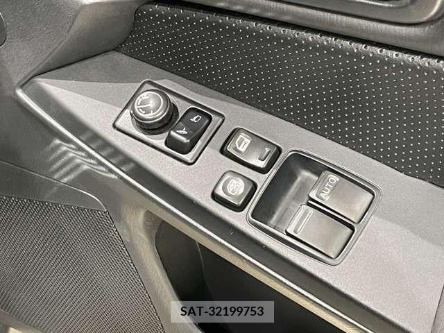 Nissan SKYLINE GT-R 2002-07 371809-12