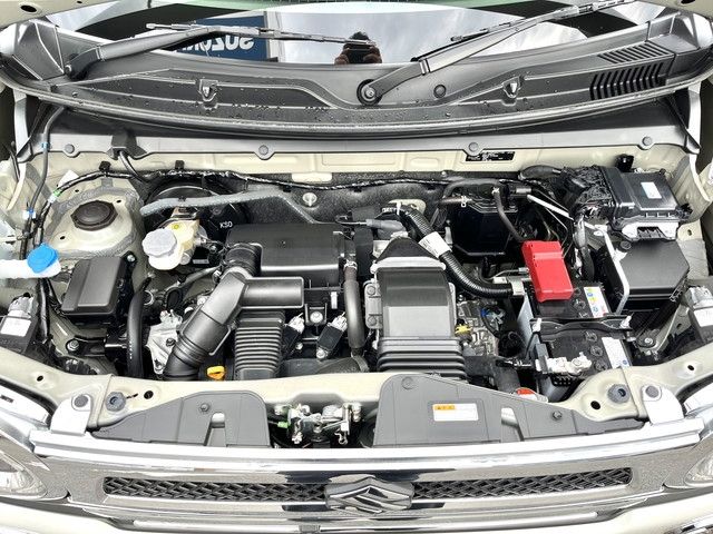 Suzuki HUSTLER 2023-01 20617-28