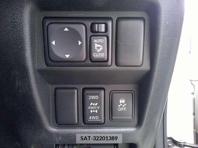 Nissan JUKE 2013-03 337298-8