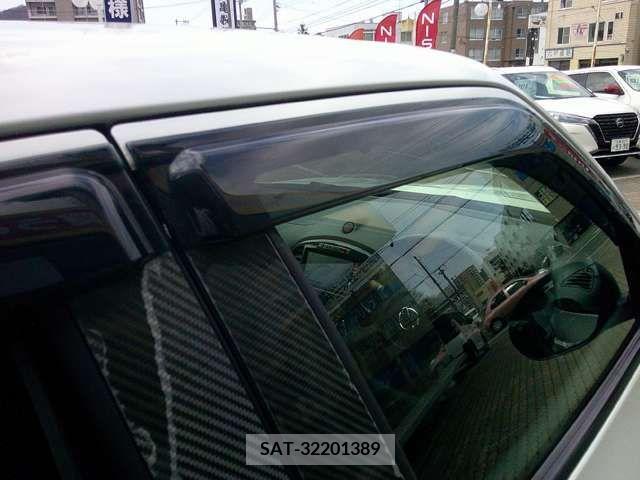Nissan JUKE 2013-03 337298-13