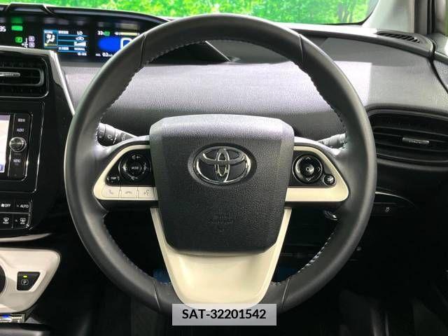 Toyota PRIUS 2016-02 347462-11