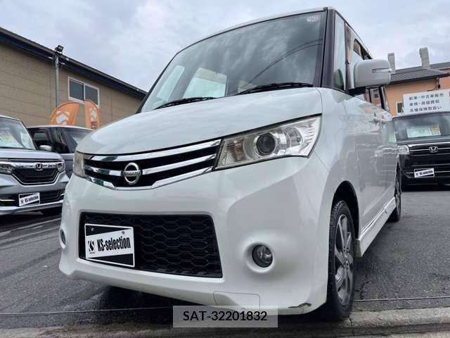 Nissan ROOX 2010-08 334249-1