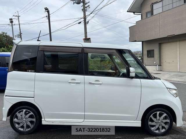 Nissan ROOX 2010-08 334249-5