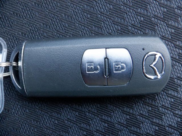 Mazda DEMIO 2019-07 23069-17