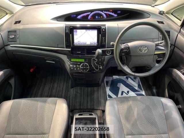 Toyota ESTIMA 2015-05 390693-1