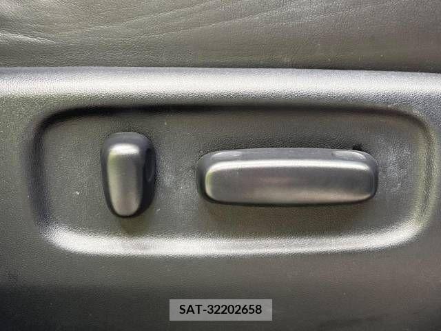 Toyota ESTIMA 2015-05 390693-6