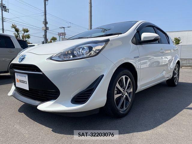 Toyota AQUA 2017-07 260397-3