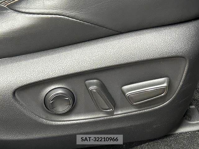 Toyota RAV4 2019-05 282822-15