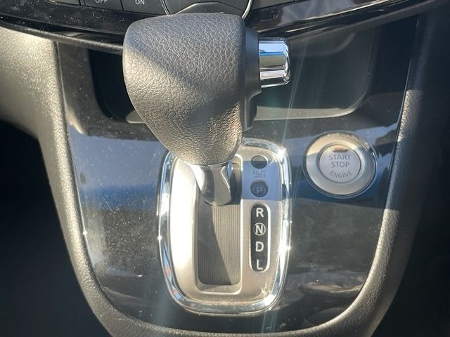 Nissan SERENA 2015-07 193568-14