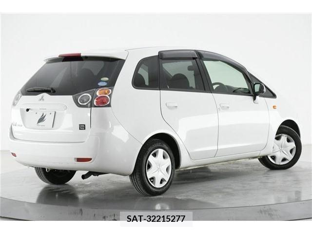 Mitsubishi COLT 2010-05 218985-1