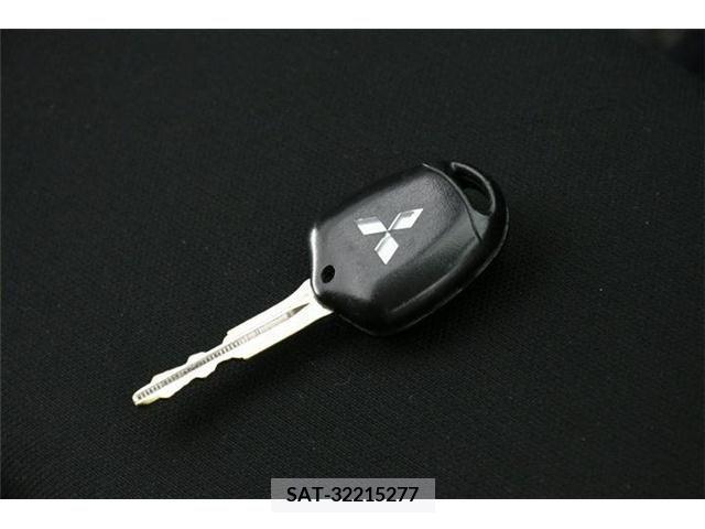 Mitsubishi COLT 2010-05 218985-17