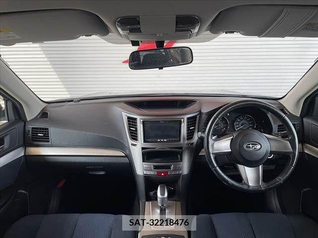Subaru OUTBACK 2010-02 247981-1
