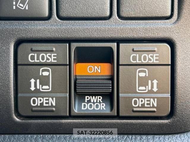Toyota NOAH 2020-11 279550-6