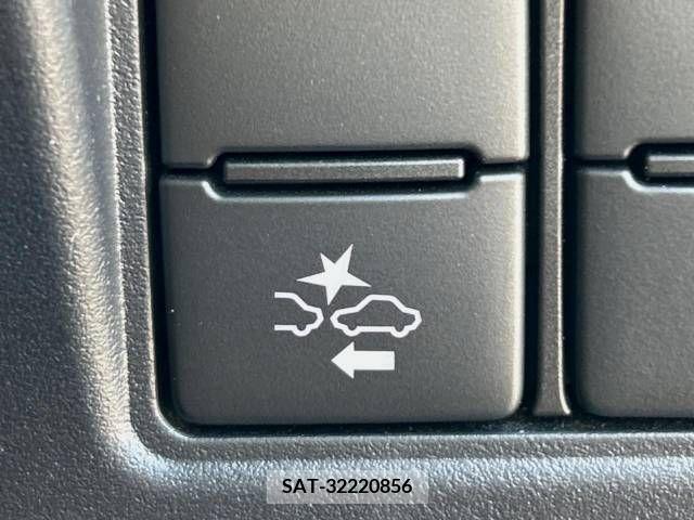 Toyota NOAH 2020-11 279550-7