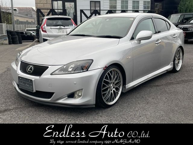 Lexus IS 2005-12 5698-0