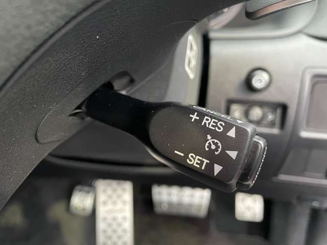 Lexus IS 2005-12 5698-13