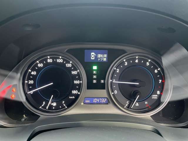 Lexus IS 2005-12 5698-3