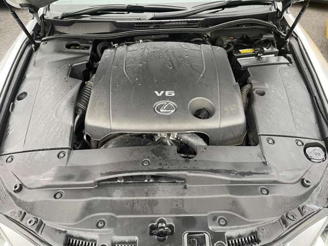 Lexus IS 2005-12 5698-2