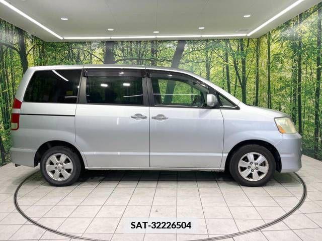 Toyota NOAH 2006-03 386916-6