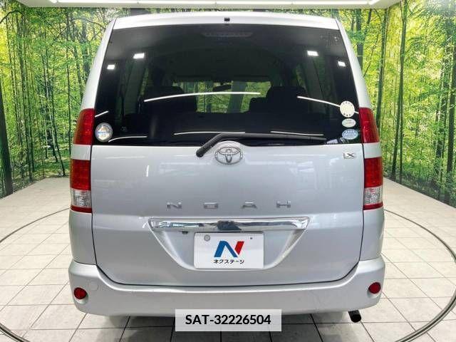 Toyota NOAH 2006-03 386916-5