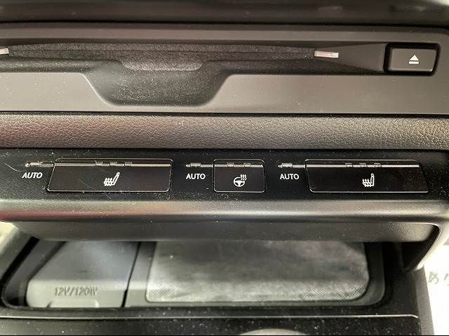 Lexus UX 2019-08 190019-9